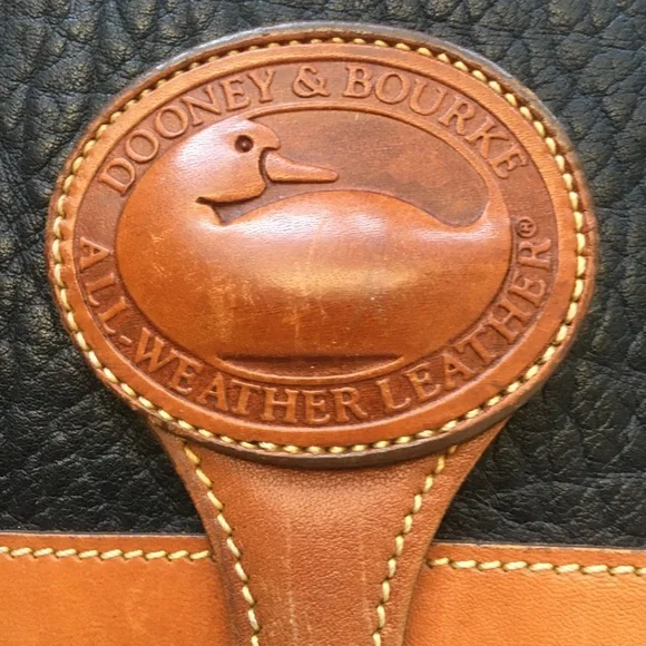 Vtg DOONEY & BOURKE Surrey Leather Bag - Picture 4 of 12